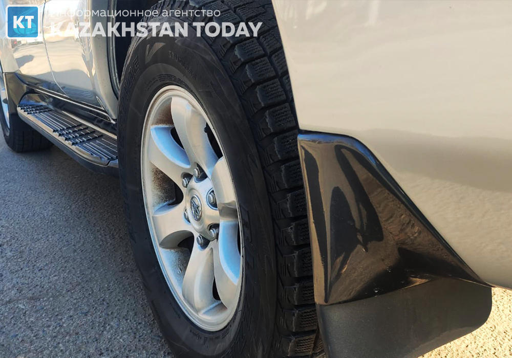 Қазақстанда жүргізушілерге жазғы резеңкемен жүргені үшін айыппұл салынады