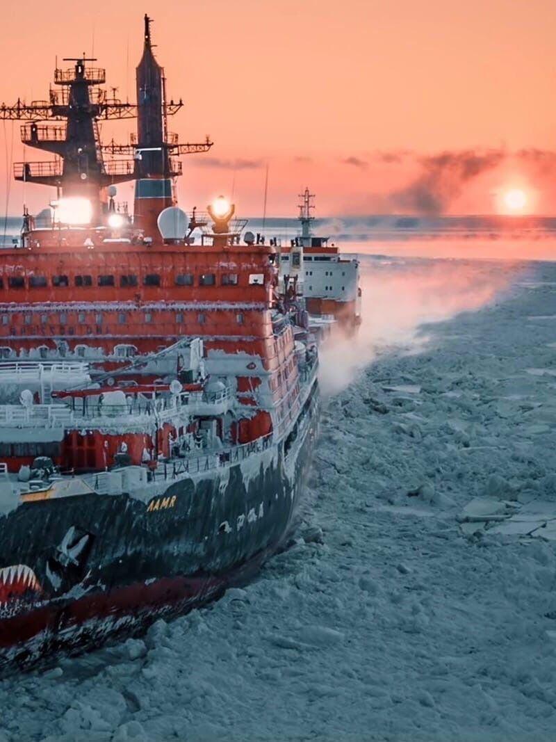 Атомный ледокол бороздит просторы Северного Ледовитого океана. Фото: telegram/Nation Geographic