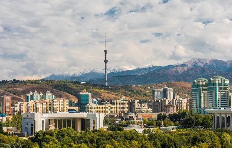 В Алматы проведут экспертизу застроенного склона горы в Медеуском районе