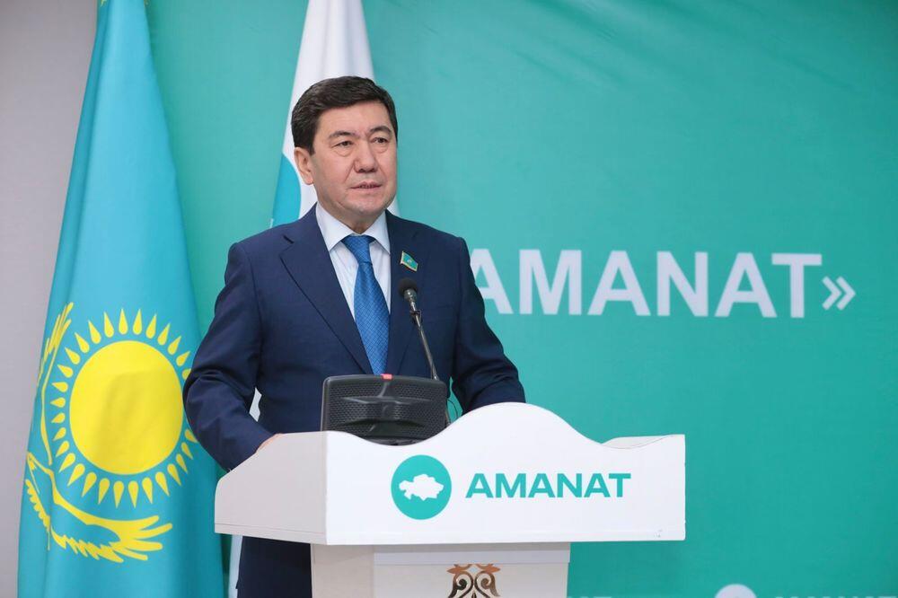 Председателем Туркестанского филиала AMANAT избран Алтынсары Умбиталиев. Фото: Amanat