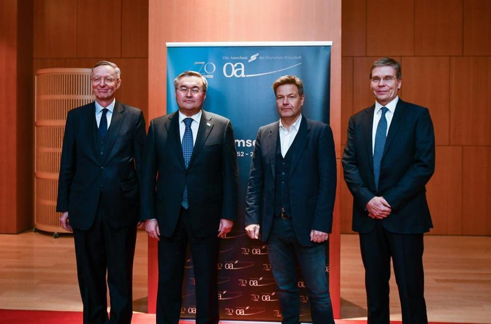 Kazakh FM pays visit to Germany