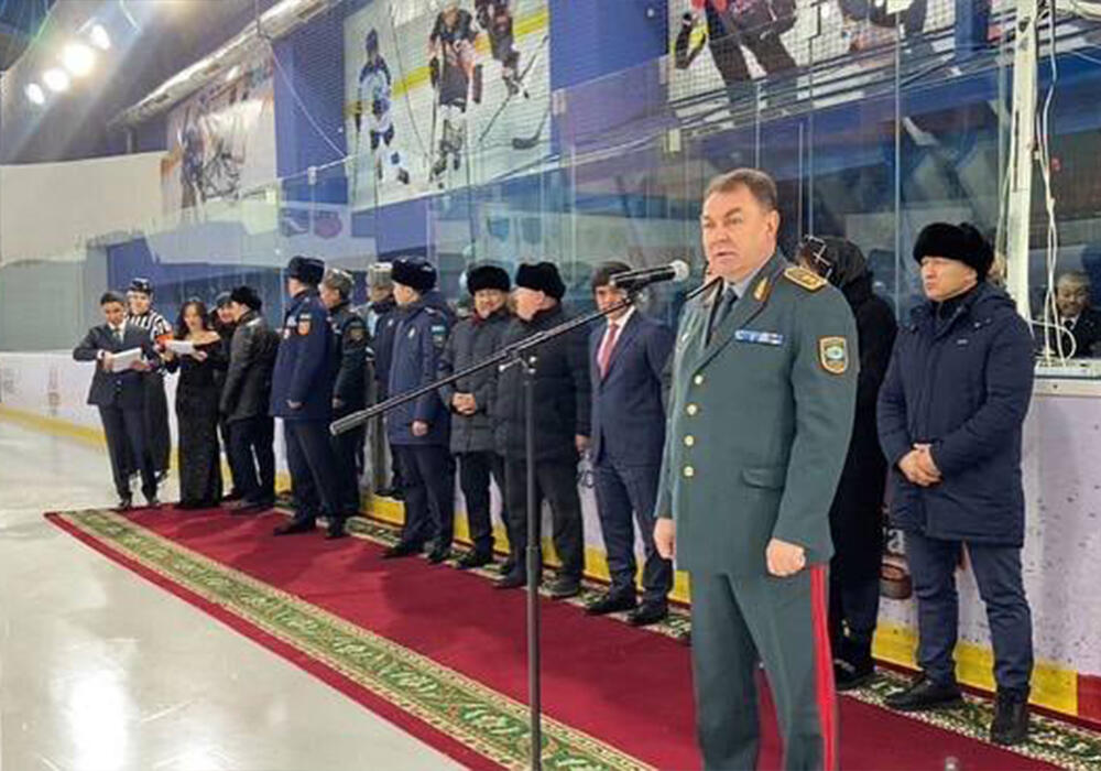 ҚР ТЖ министрінің кубогына шайбалы хоккейден турнирдің ашылуы өтті. Сурет: МЧС РК