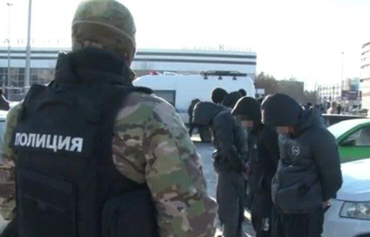 В Караганде задержали 17 человек за хулиганство, изъято оружие