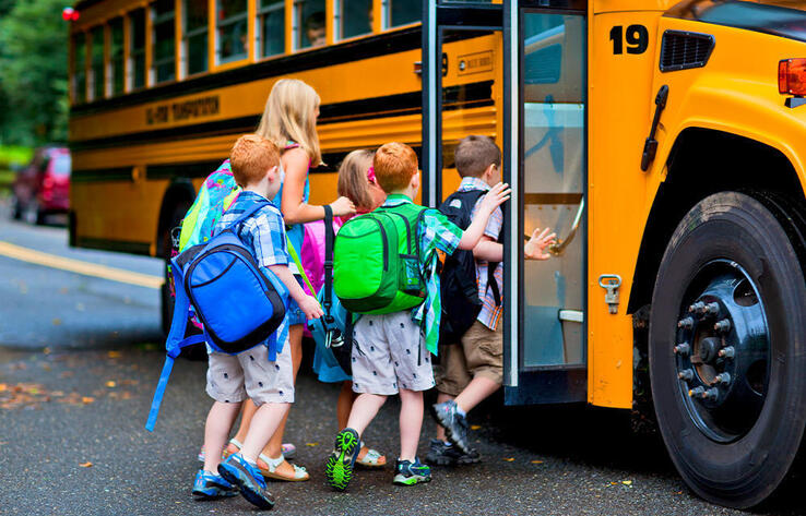 Алматыда 2023 жылдан бастап 7,7 мың оқушы үшін "Мектеп автобусы" жобасы басталады