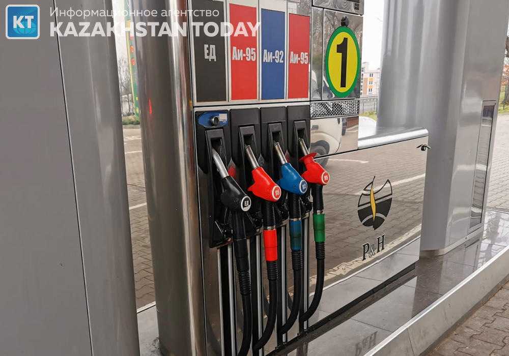 В Казахстане планируют продлить госрегулирование цен на бензин 