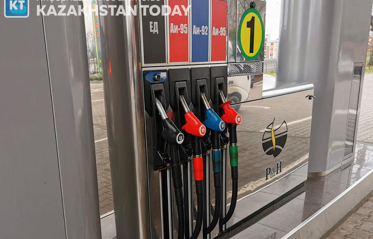 В Казахстане планируют продлить госрегулирование цен на бензин 