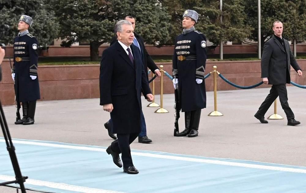 Президент Касым-Жомарт Токаев прибыл с государственным визитом в Узбекистан. Фото: Акорда
