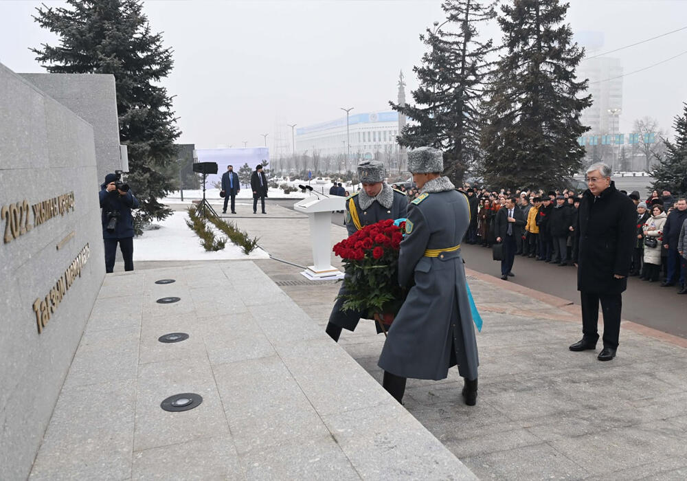 Президент Токаев открыл мемориал жертвам январской трагедии в Алматы. Фото: telegram/БОРТ №1