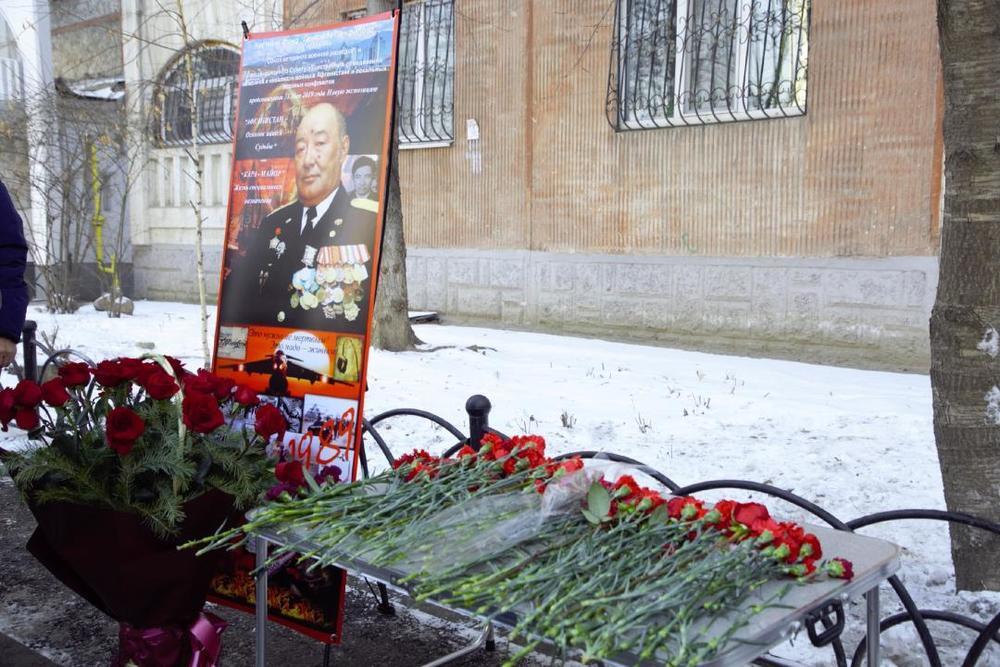 В Алматы почтили память легендарного Кара майора. Фото: МО РК