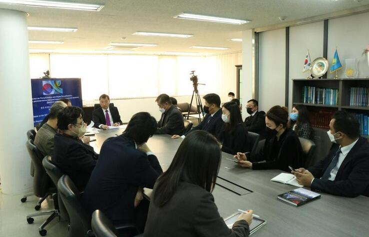 Seoul hosts roundtable on 30th anniversary of Kazakhstan-South Korea diplomatic relations