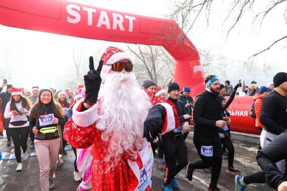 Алматинцы 1 января пробегут традиционный праздничный марафон. Фото: Управление спорта Алматы