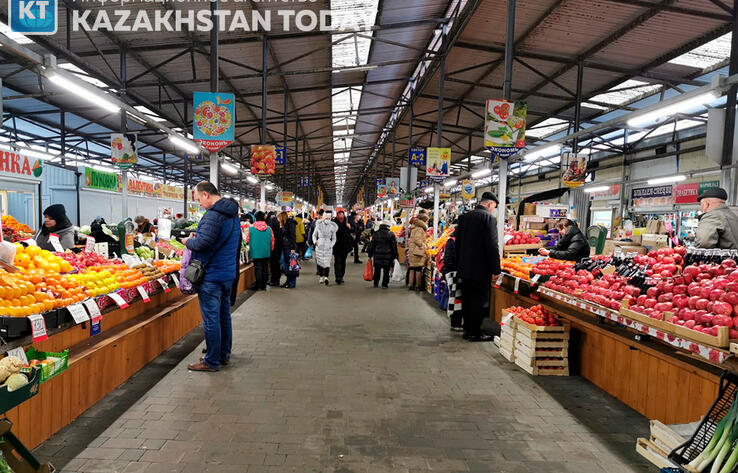 Рекордный рост цен на продукты: сколько денег оставили казахстанцы на базарах и в магазинах в 2022 году