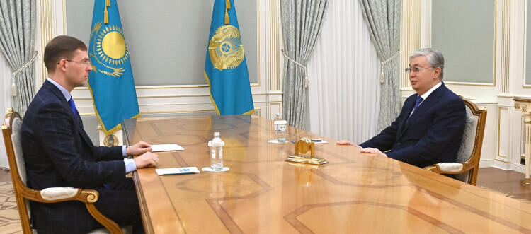 Президент Казахстана обсудил с Тимуром Турловым вопросы развития шахмат в стране 