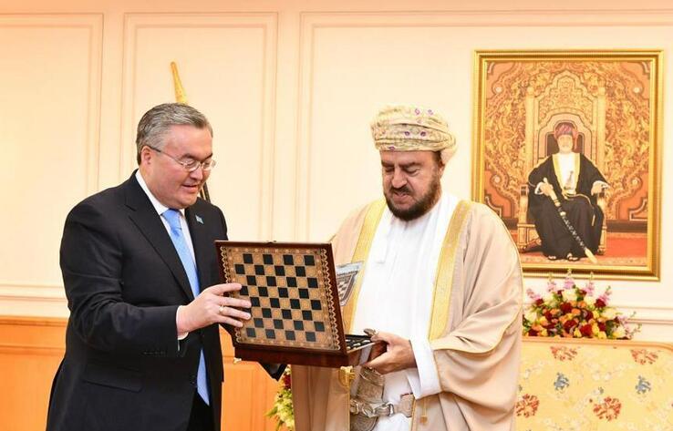 Kazakhstan, Oman discuss bilateral coop