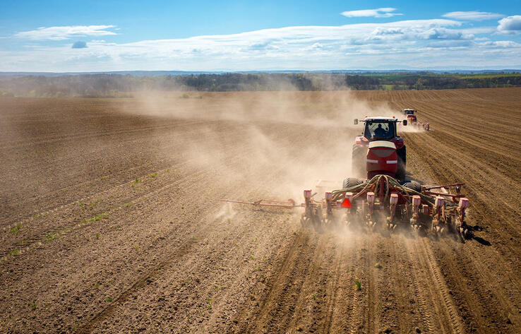 В Казахстане на весенние полевые работы аграриям выделят 413 тысяч тонн дизтоплива
