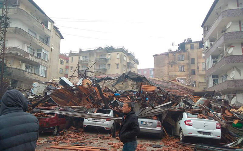 В Турции и Сирии произошло одно из сильнейших землетрясений. Фото: twitter/@malikejder47