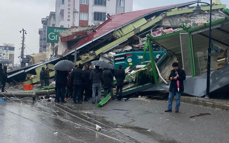 В Турции и Сирии произошло одно из сильнейших землетрясений. Фото: twitter/@malikejder47