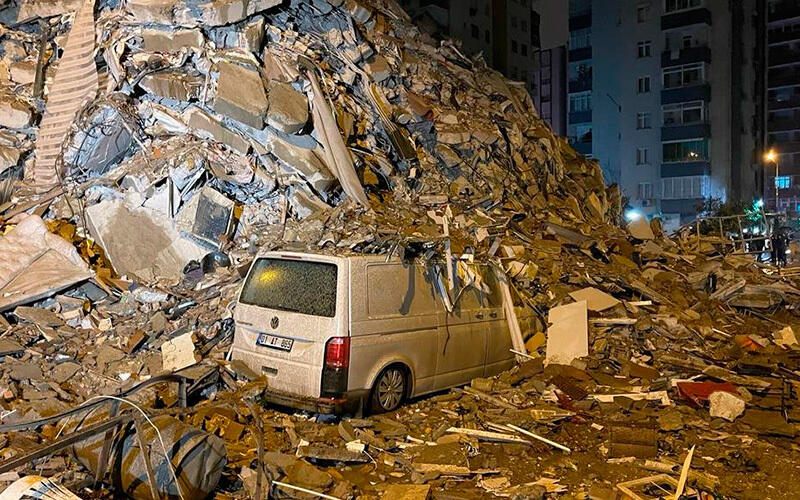 В Турции и Сирии произошло одно из сильнейших землетрясений. Фото: twitter/@pusholder