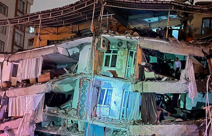 Түркиядағы жер сілкінісі кезінде төрт қазақстандық хабар-ошарсыз кетті