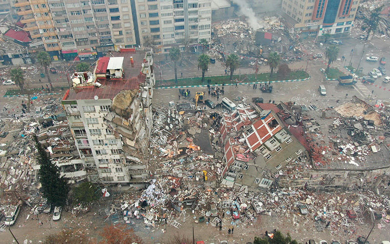Число погибших в результате землетрясения в Турции превысило 12,3 тысячи
