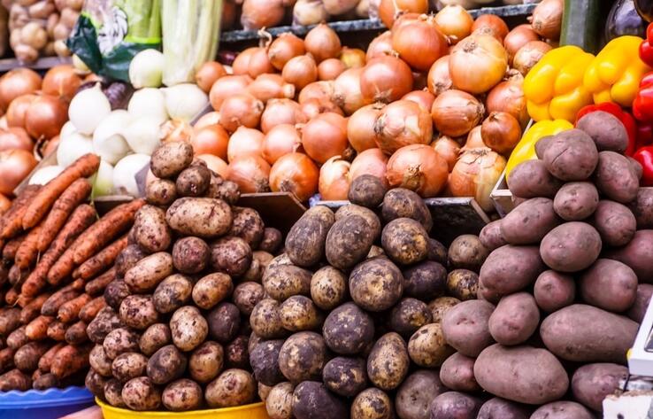 В Казахстане для стабилизации цен разбронируют запасы социально значимых овощей