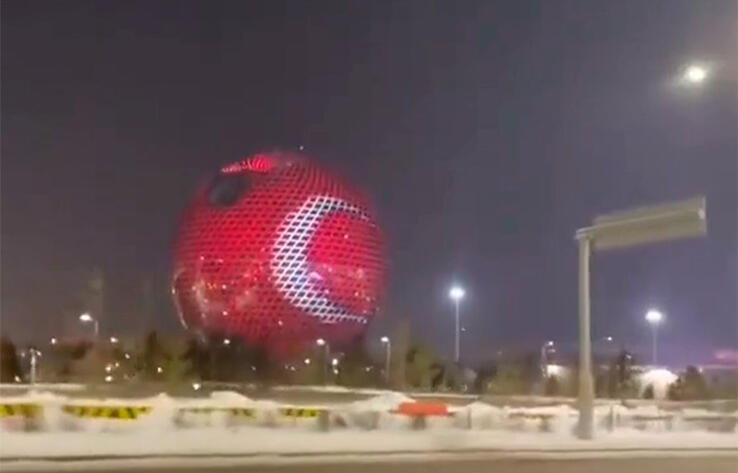 EXPO balloon painted in the color of the Turkish flag in Astana