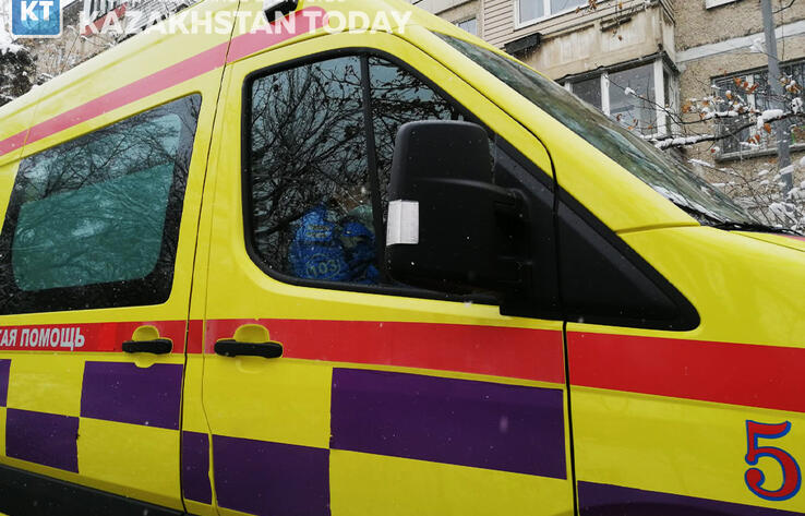 В Петропавловске девятиклассник напал с топором и ножом на школьников