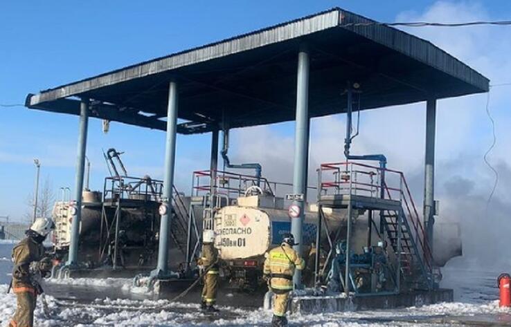 Момент страшного пожара на нефтебазе QazaqOil попал на видео