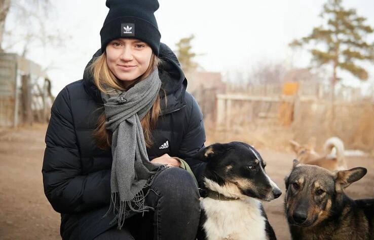 Елена Рыбакина помогла бездомным животным в Астане