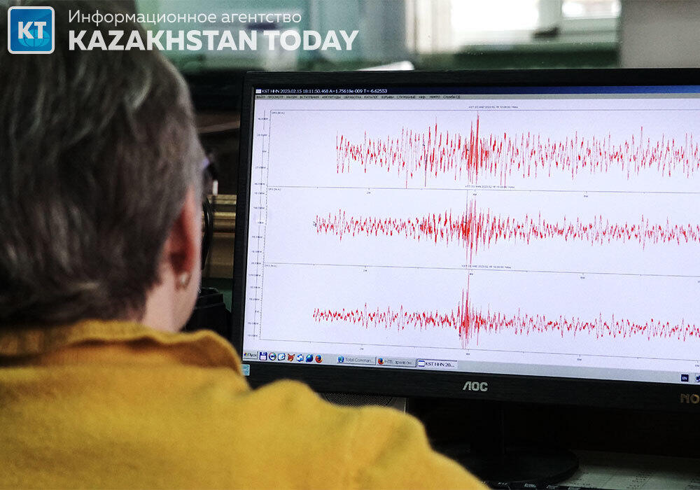 Казахстанские сейсмологи зарегистрировали землетрясение на территории Таджикистана