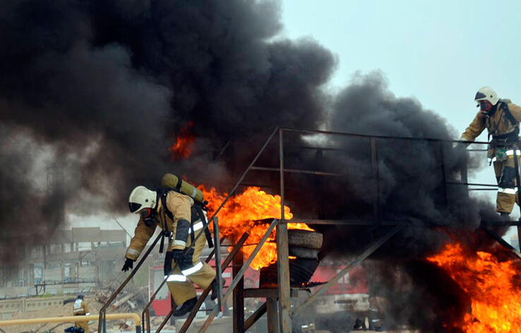 Mangistau Region Rescue Fire Lane Overcome Psychological Training
