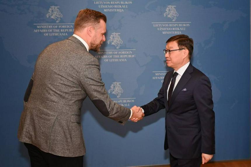 Lithuanian FM calls for expanding cooperation with Kazakhstan
