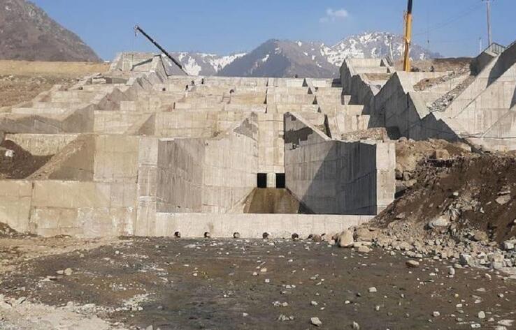 В Алматы строятся сразу три селезащитные плотины