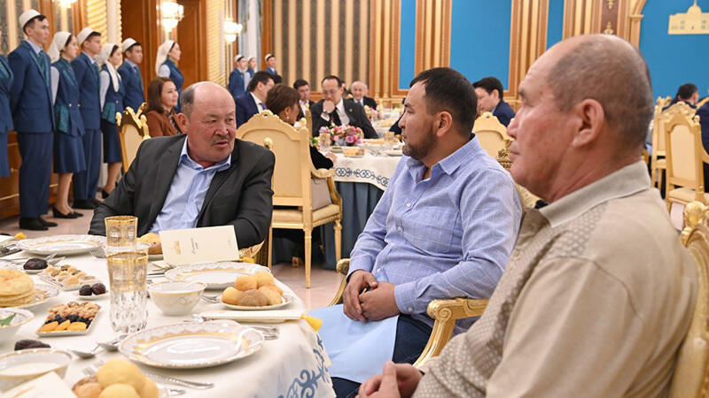 Auyzashar on behalf of the President in Akorda. Images | Akorda