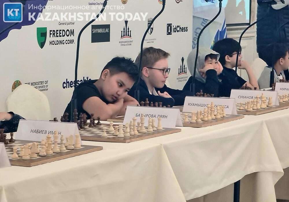 В Астане проходит детский Кубок РК по шахматам