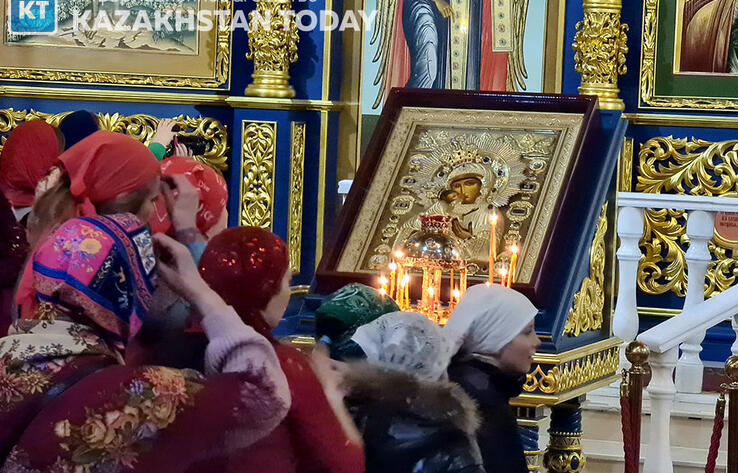 Православные Казахстана празднуют Пасху