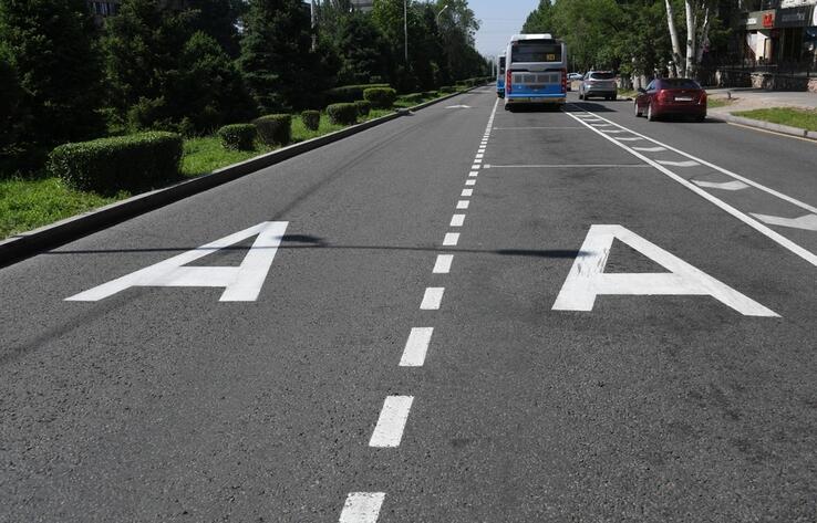 В Алматы водителям разрешат проезд по автобусной полосе на участке проспекта Райымбека