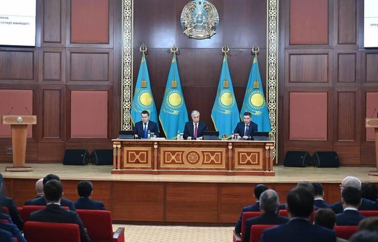 Астанада Президенттің төрағалығымен әлеуметтік-экономикалық даму мәселелері бойынша кеңес өтуде