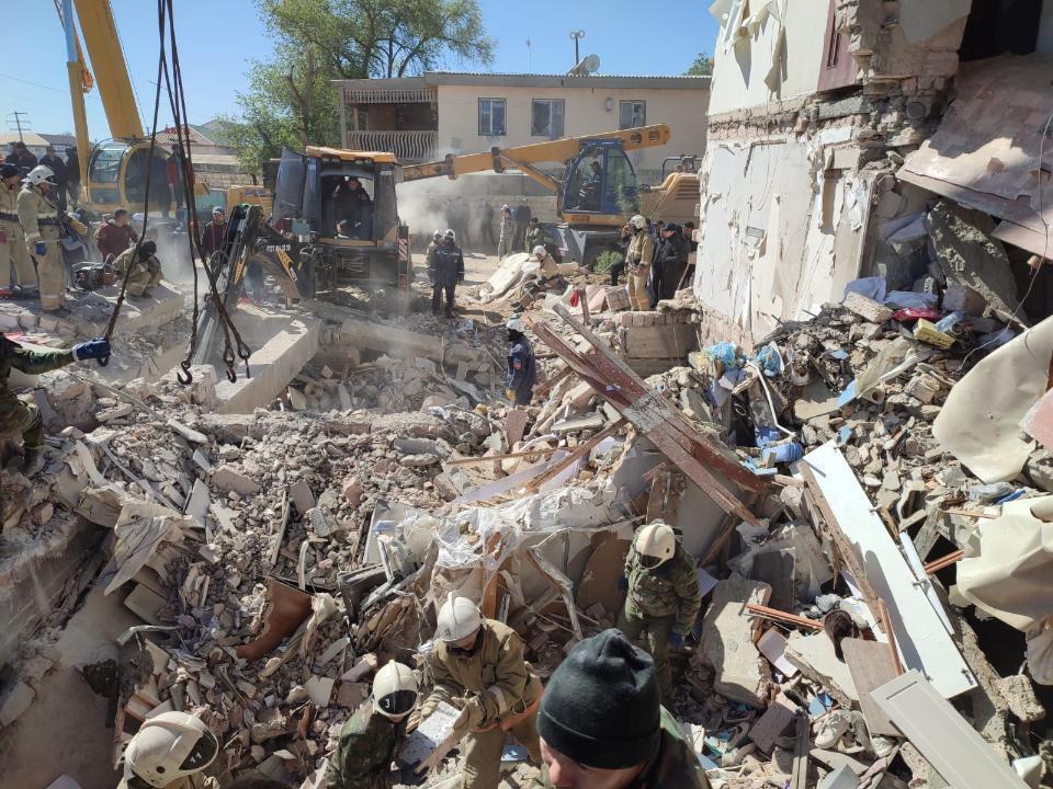 Лишившиеся жилья в результате ЧП в Жанаозене семьи получили квартиры 