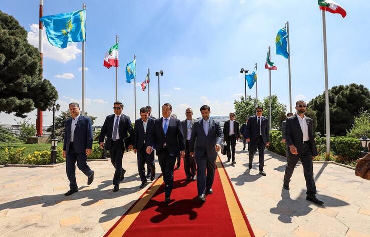 Алихан Смаилов прибыл в Иран