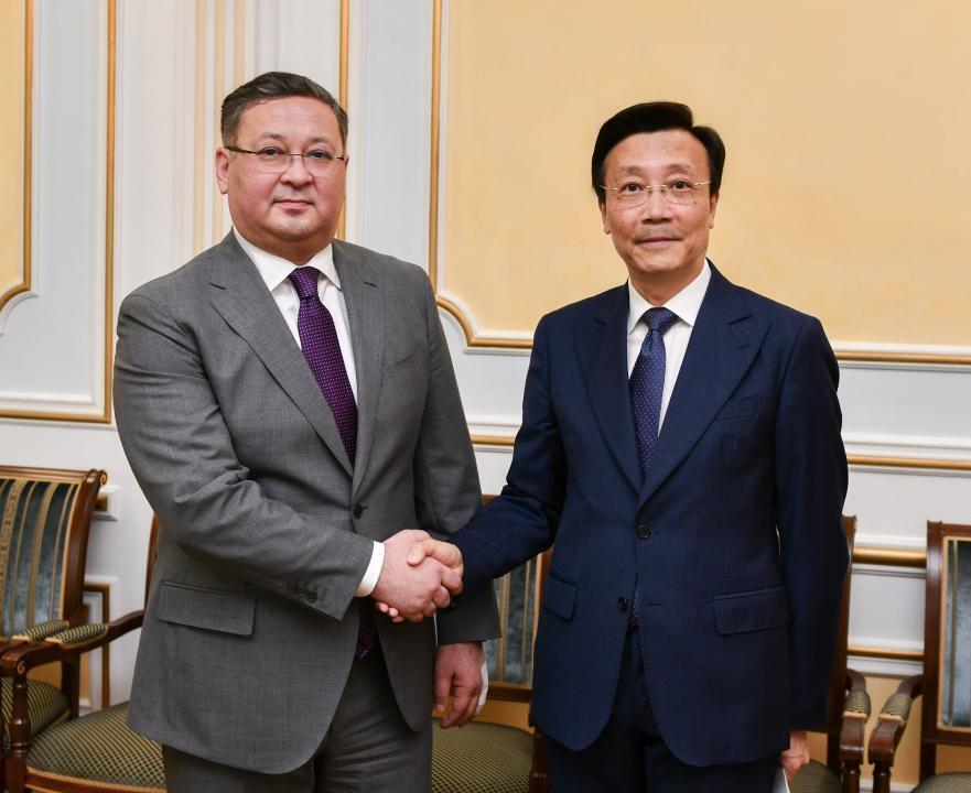 Глава МИД РК принял посла Китая . Фото: МИД РК