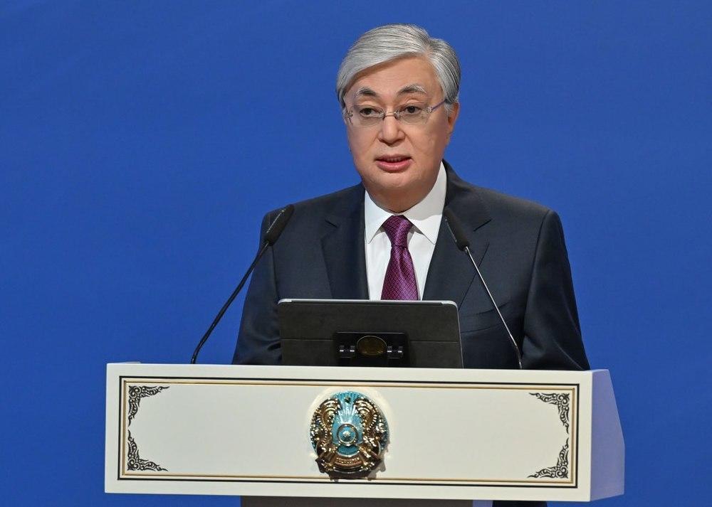 Глава государства поздравил казахстанцев с Днем защитника Отечества 
