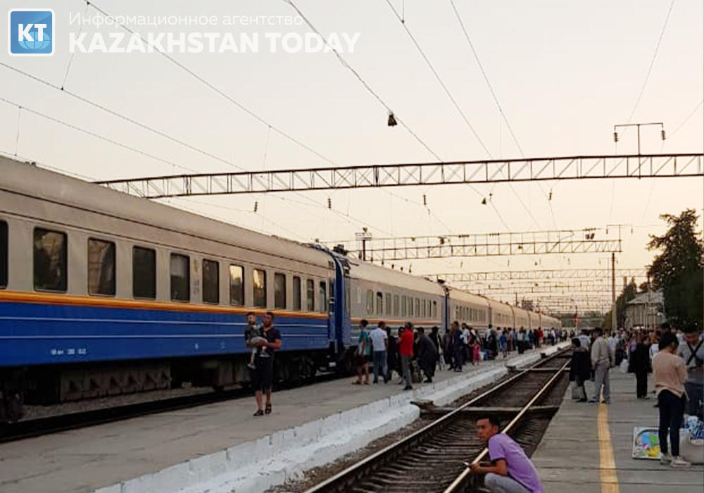 В Казахстане возможны задержки поездов из-за ремонта на железных дорогах 