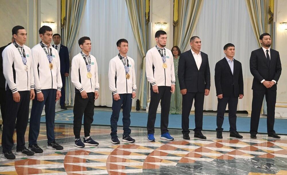 Tokayev received winners of World Boxing Championship. Images | Akorda