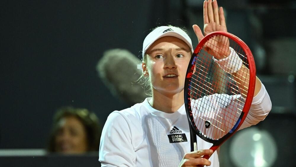 Рыбакина вышла в финал турнира серии WTA 1000