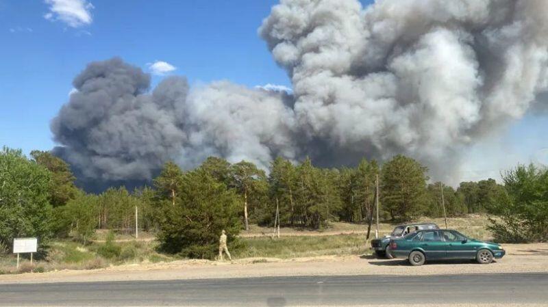Large forest fire breaks out on Kazakh-Russian border in Abai region