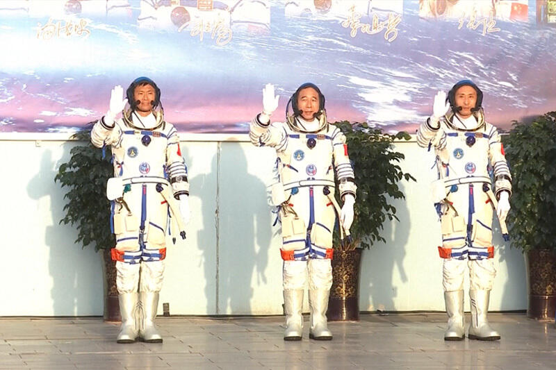 Shenzhou 16 Launch: Send-off Ceremony