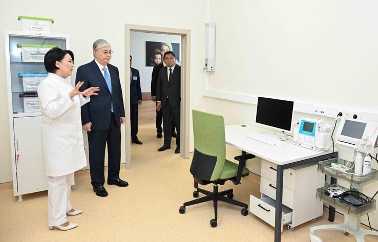 Токаев назвал важным открытие специализированных высокотехнологичных медучреждений