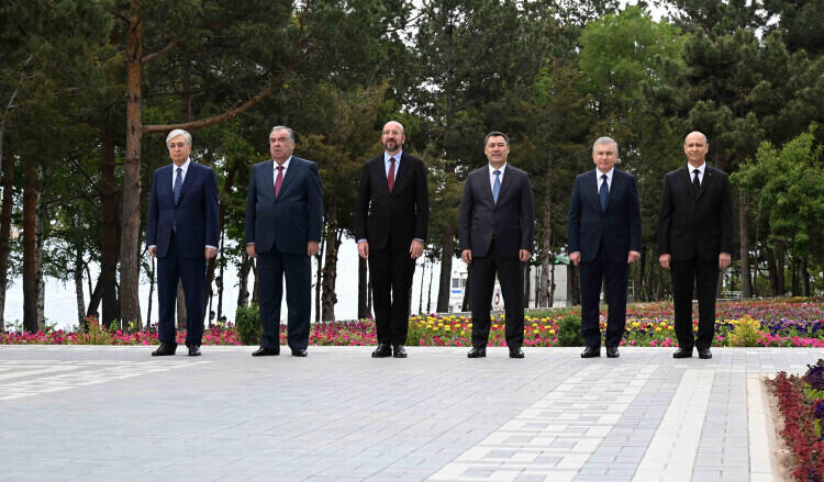 Совместное пресс-коммюнике глав государств Центральной Азии и президента ЕС