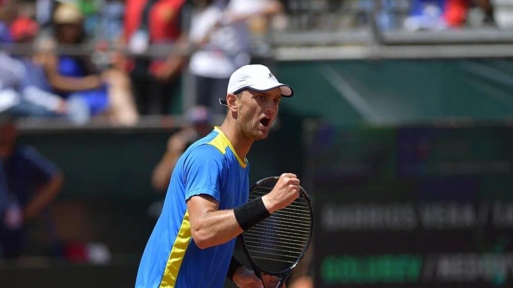 Kazakhstan’s Nedovyesov strolls into Roland Garros 3rd Round